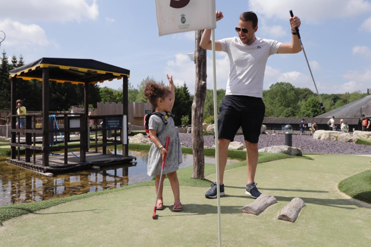 Leeds Castle Knights Glamping Hotel Екстериор снимка