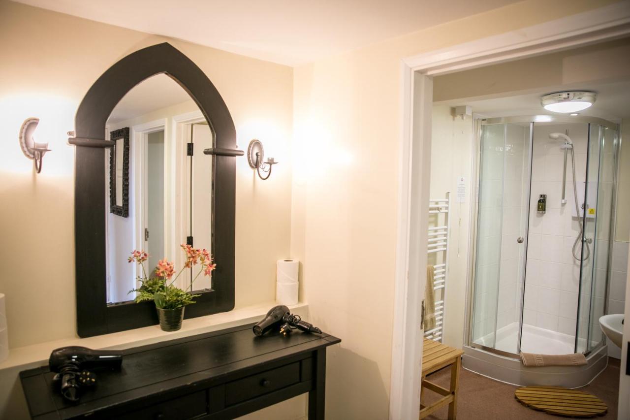 Leeds Castle Knights Glamping Hotel Екстериор снимка