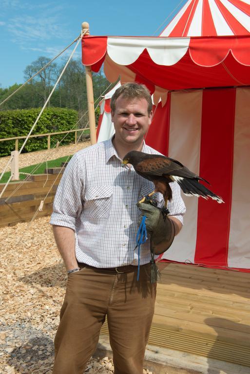 Leeds Castle Knights Glamping Hotel Екстериор снимка